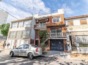 Casa · 373m² · 3 Dormitorios · 1 Cochera · Casa en Venta en Saavedra - Más de 5 Ambientes Cochera, Terraza y Parque - Apto Crédito Caba