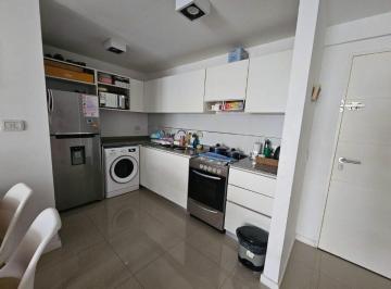 Departamento de 2 ambientes, Almagro · Hermoso Departamento con Gran Balcón Baño y Toilette