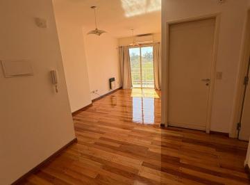 Departamento de 5 ambientes, Ciudad de Mendoza · Alquiler Departamento 3 Habitaciones en Edificio Carriles - Dueño Directo