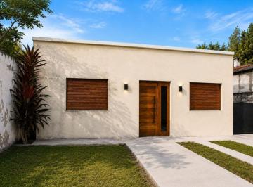 KNK-KNK-5983_2 · Oportunidad Venta Chalet a Estrenar 3 Ambientes Escucha Ofertas