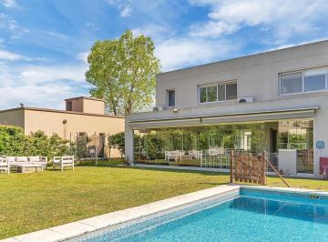 Casa · 282m² · 7 Ambientes · 1 Cochera · Casa en Alquiler en Los Tacos, Pilar, 3 Dorm. Jardin y Pileta