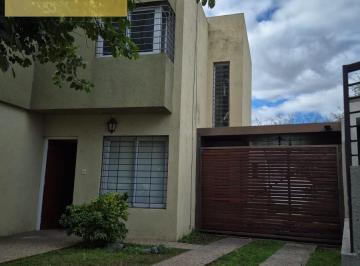 Casa · 120m² · 5 Ambientes · 1 Cochera · Nuevo Poeta Lugones - Excelente Entorno