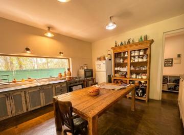 Casa · 220m² · 6 Ambientes · 5 Cocheras · Casa a La Venta en Las Chacras, Maschwitz