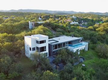 Casa · 800m² · 15 Ambientes · 6 Cocheras · Casa Premium en 4 Hojas – 7 Dorm., Sauna y Pileta Climatizada - Cuatro Hojas