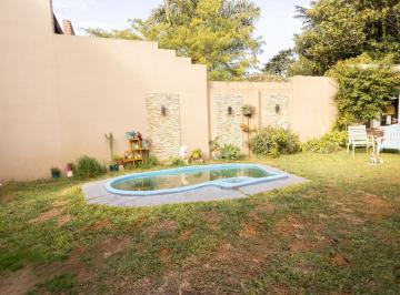 Casa · 50m² · 2 Ambientes · PH en Alquiler de 2 Ambientes en Martinez con Jardín Común