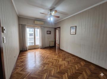 Departamento · 63m² · 3 Ambientes · Alquiler Departamento 3 Ambientes en Caballito con Lavadero Semi Cerrado y Balcon