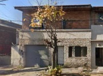 Bodega-Galpón · 305m² · Venta Galpon Industrial en Avellaneda