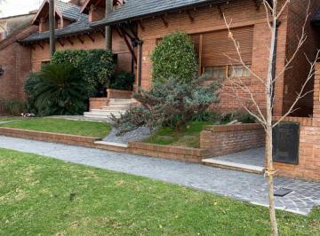 imagen1 · Nuevo Valor Apta Credito Venta Chalet de Gran Categoría S/ 2 Lotesde 600 m² C. Jardin