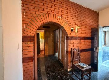 PH · 61m² · 3 Ambientes · 1 Cochera · Venta PH 3 Amb con Terraza y Cochera, San Justo. Acepta Permuta.