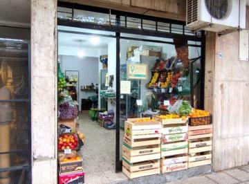 Local comercial de 1 ambiente, Belgrano · Local Comercial en Belgrano R – Frente a La Estación – con Sótano