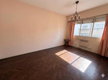 Departamento de 3 ambientes, Recoleta · Venta - Recoleta - 3 Ambientes Muy Luminoso a Reciclar - Ideal Estudiantes