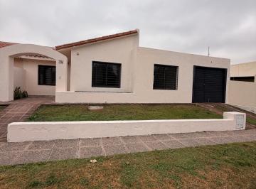 Casa · 110m² · 5 Ambientes · Casa - Cordoba Capital