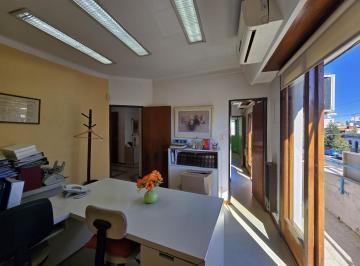 PH · 90m² · 6 Ambientes · Oficina Comercial en Parque Chacabuco con Terraza, Balcones y Posibilidad de Subdivisión