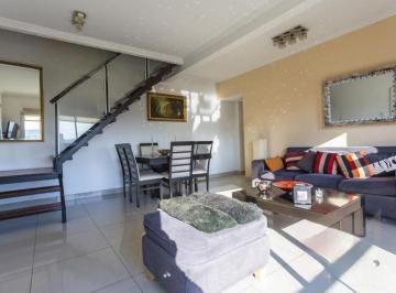 Departamento · 95m² · 4 Ambientes · 1 Cochera · Venta Departamento 4 Ambientes Tipo Dúplex en Banfield con Cochera