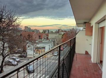 Departamento · 32m² · 2 Ambientes · Depto de 2 Ambientes en Alquiler con Balcón