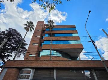 Oficina comercial · 305m² · Oficina en Moreno