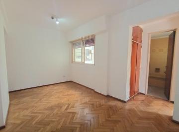 Departamento · 36m² · 2 Ambientes · Alquiler Depto 2 Amb + Lav, Cerca Subte, Caballito