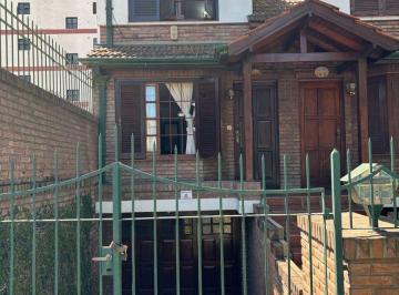 Casa de 3 ambientes, Quilmes · Chalet Tipo Dúplex en Venta de 3 Ambientes con Garage y Patio en Quilmes