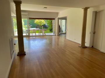Casa · 250m² · 6 Ambientes · 1 Cochera · Casa en Belgrano