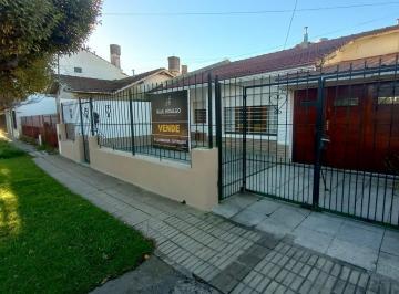 Casa · 147m² · 3 Ambientes · 1 Cochera · Casa 3 Ambientes con Parque Villa Primera Mar del Plata