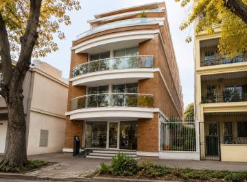 Departamento · 83m² · 4 Ambientes · 1 Cochera · Departamento en Quinta Sección