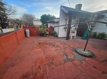 Casa de 6 ambientes, Liniers · Venta Squina en Lote Propio – Excelente Oportunidad de Inversión y Desarrollo