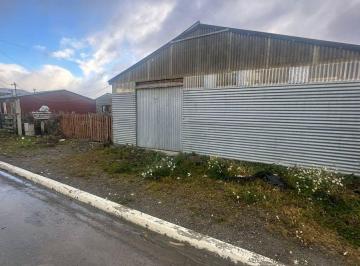 Casa · 53m² · 3 Ambientes · Venta Casa en Tolhuin con Galpon