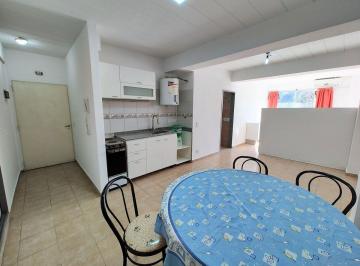 Departamento · 34m² · 1 Ambiente · Alquiler Monoambiente V. Pueyrredon Balcón
