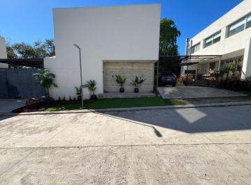 Foto · Alquiler de Casa de Categoria en Los Carolinos