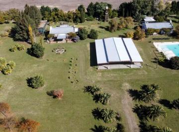 Campo · 2020m² · 14 Ambientes · 5 Cocheras · Campo de 32 Ha con Infraestructura Ideal Club de Polo o Equitación a 14 Km. de Capilla del Señor
