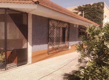 Casa · 163m² · 4 Ambientes · Casa en Venta - 2 Dorm. 4 Baños - Local - Mar del Plata