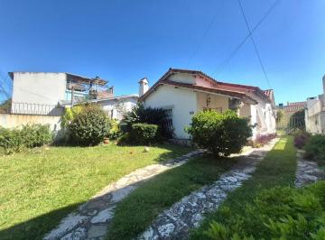 Casa · 125m² · 5 Ambientes · 2 Cocheras · Venta Casa Cinco Ambientes en Ramos Mejia