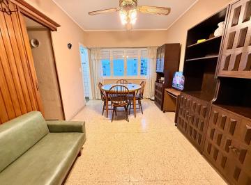 Departamento · 35m² · 2 Ambientes · Latorre Prop. Vende Depto 2 Amb Al Frente - Centro