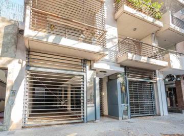 Garage · 37m² · Cochera en Alquiler Barrio Lourdes
