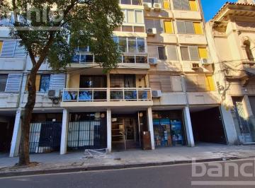 Departamento · 75m² · 5 Ambientes · 1 Cochera · Departamento - Centro