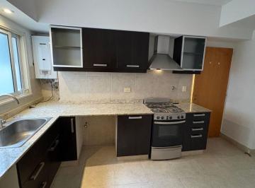 Departamento de 4 ambientes, Villa Urquiza · Alquiler. Depto. Semipiso. 4amb.120 m². Villa Urquiza. Cochera. Baul. Sum. Pileta.