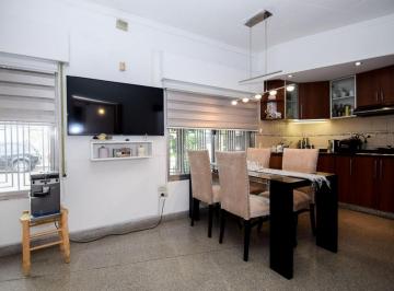 Casa · 128ha · 4 Ambientes · Casa en Venta 3 Dorm., Cochera y Quincho