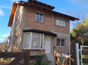 Casa · 3 Ambientes · Casa en Dina Huapi