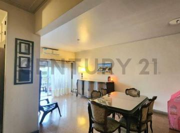 Departamento · 136m² · 4 Ambientes · Venta Piso de 4amb. en Floresta.