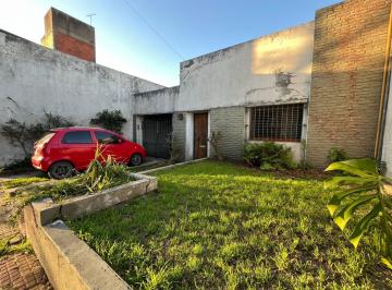 Casa · 116m² · 5 Ambientes · Casa en Venta - 3 Dorm. 2 Baños - La Plata