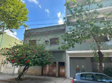 PH · 85m² · 3 Ambientes · PH Tres Ambientes con Patio y Balcon Al Frente
