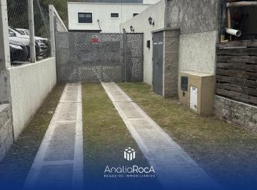 Casa · 88m² · 2 Dormitorios · 1 Cochera · Duplex en Venta a m de Av Carcano Villa Carlos Paz