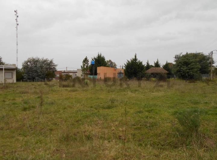 Terreno · 930m²