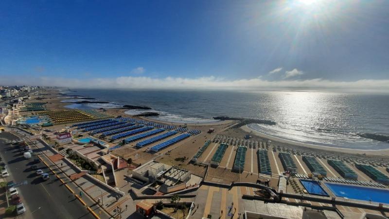 Depto 3 amb, 50m² con cochera y vista al mar — La Perla