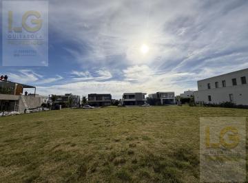 Terreno · 721m² · Lote en Venta en Greenville Polo Resort