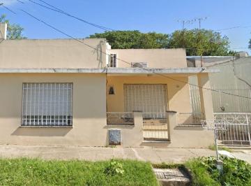 CMR-CMR-18_2 · Casa 4 Amb con Cochera en Isidro Casanova (Bº San Carlos)