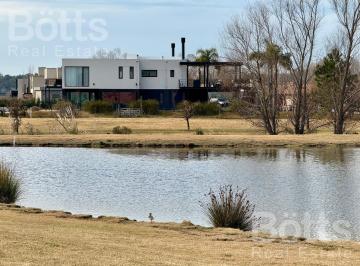 Terreno · 1525m² · Venta Lote Al Agua en Chacras de La Reserva - Campana