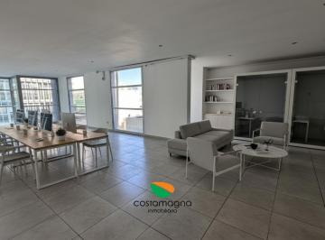 Oficina comercial · 71m² · 1 Ambiente · 1 Cochera · Oficina en Centro con Cochera Propia – San Jerónimo 275