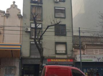 Departamento de 3 ambientes, San Cristobal · 3 Ambientes Al Frente Muy Luminoso Excelente Ubicación en Almagro