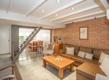 Casa · 130m² · 5 Ambientes · 1 Cochera · Venta Casa 5 Amb Reciclada con Cochera en Olivos